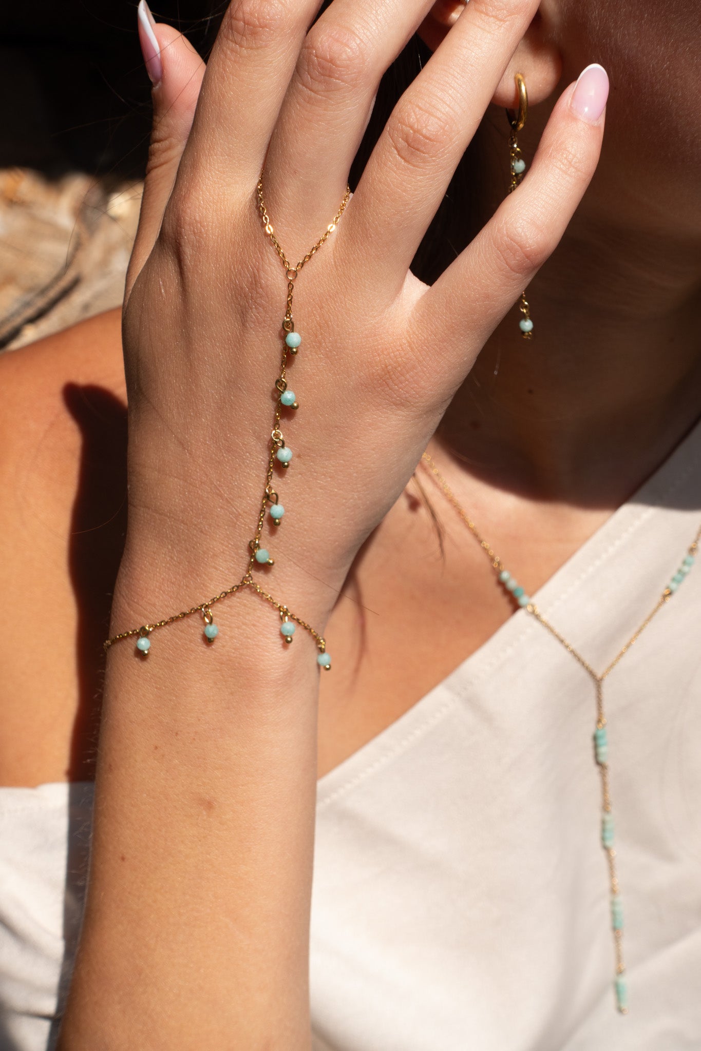 Côte hand chain turquoise - gold plated